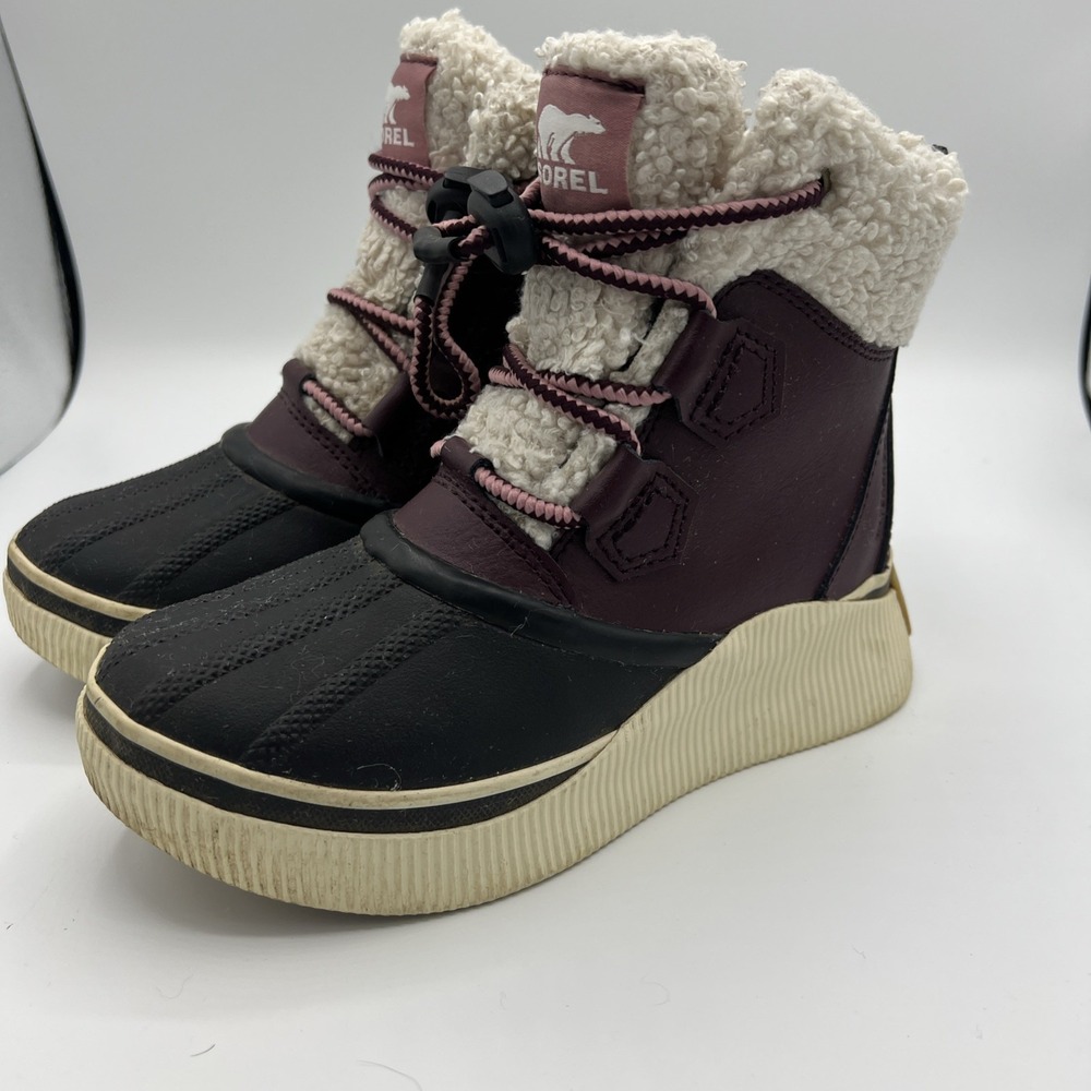 Sorel Youth Out 'N About IV Chillz Waterproof Boots Epic Plum/Black Size 2Y